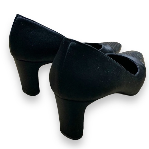 St John Vintage Paillette Black Satin Embellished Square Toe Vintage Heels 8.5 - Picture 5 of 8